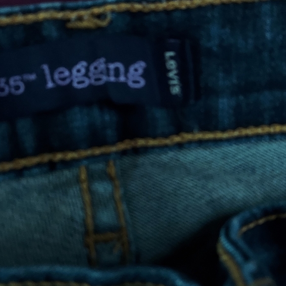 Jeans - Picture 3 of 3